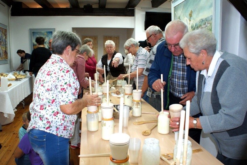 Spotkanie "Seniorzy -  seniorom" w tucholskim muzeum [zdjęcia] 