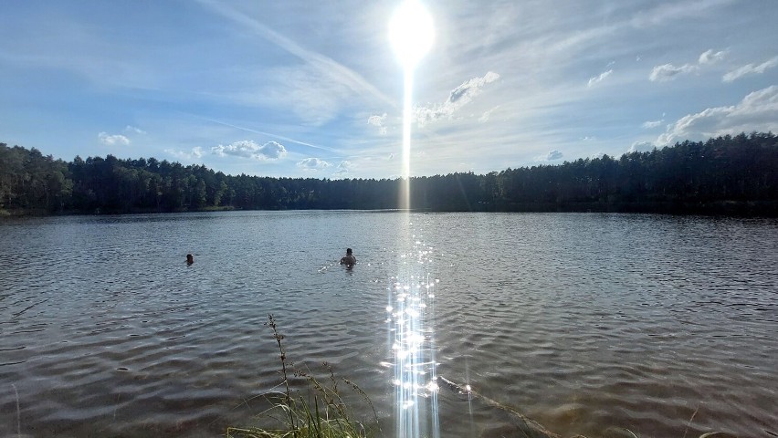 Jezioro Głębokie leży między Tuplicami a Brodami