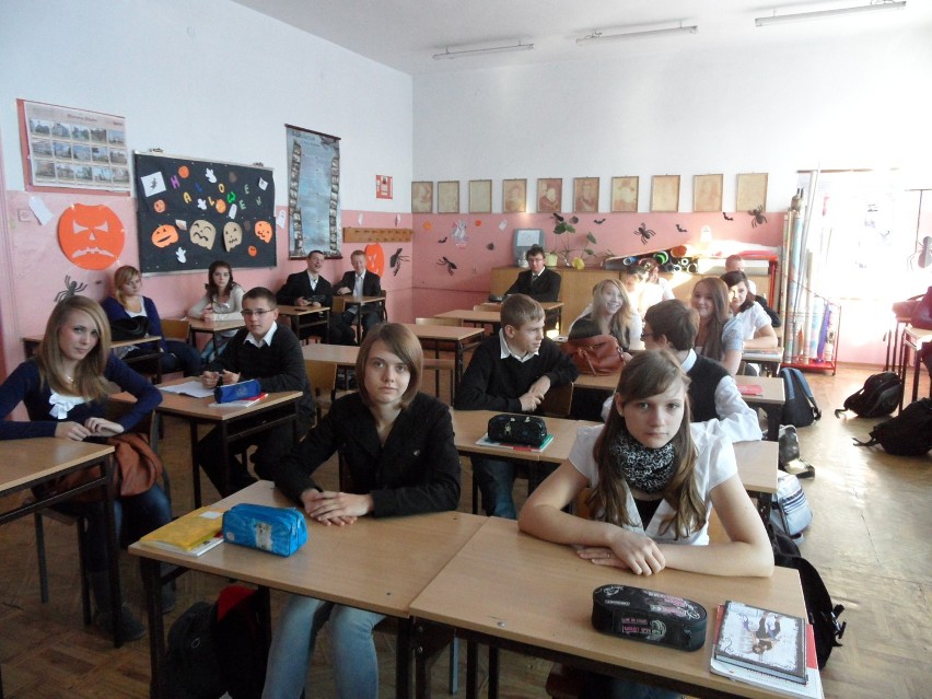 Chorzowscy gimnazjaliści zmierzyli się 13 i 14 listopada z próbnymi egzaminami