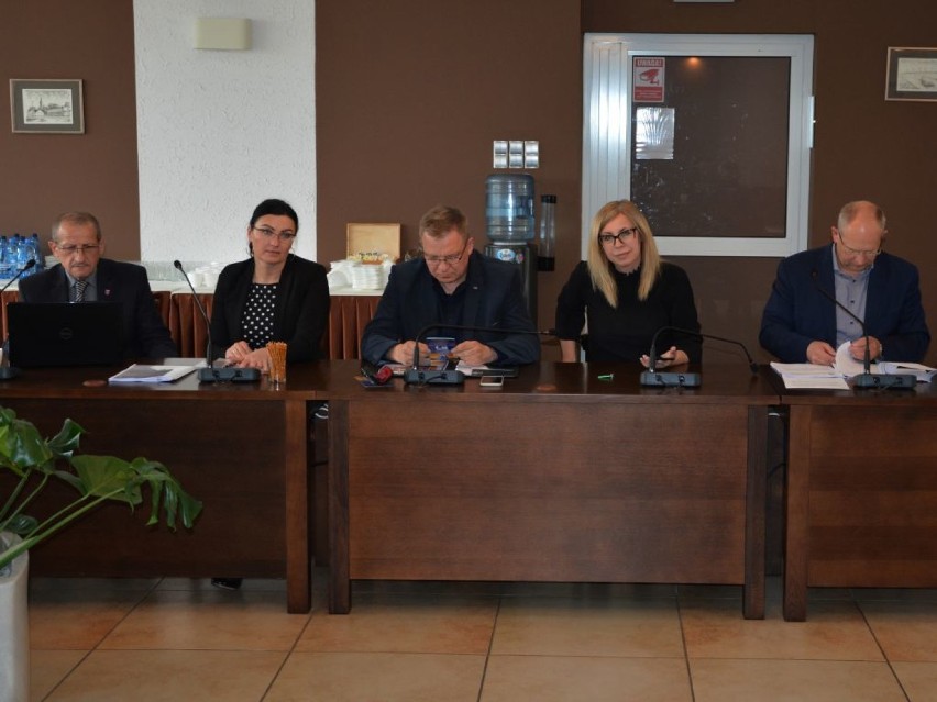 Radni oceniają wykonanie budżetu Powiatu Radomszczańskiego za 2018 rok