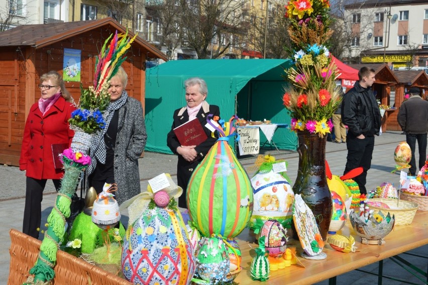 Wielkanocny Ryneczek w Ostrowcu pełen radości i świątecznej atmosfery