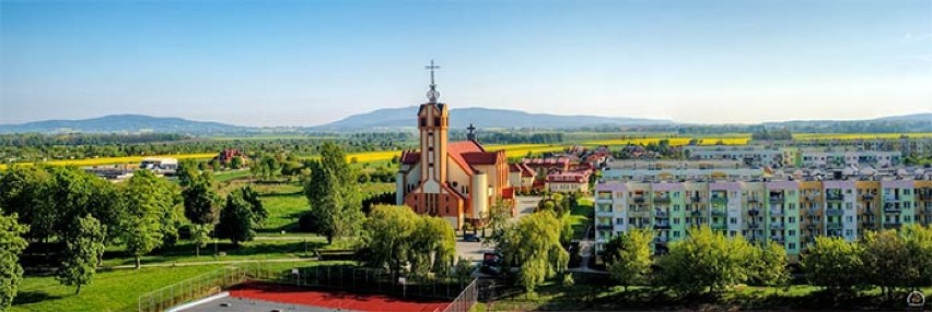 Dzierżoniów
Parafia Królowej Różańca Świętego, rozpoczęcie o...