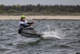 Rewa i Puck: w wakacje surferskie Mistrzostwa Polski i Puchar Polski. Xiaomi Kite Cup driven by Land Rover będzie płacił za każdy kilometr