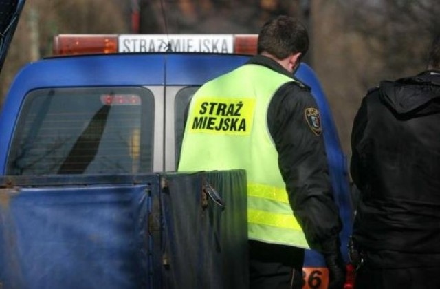 Internauci krytykują strażników miejskich w Rogoźnie
