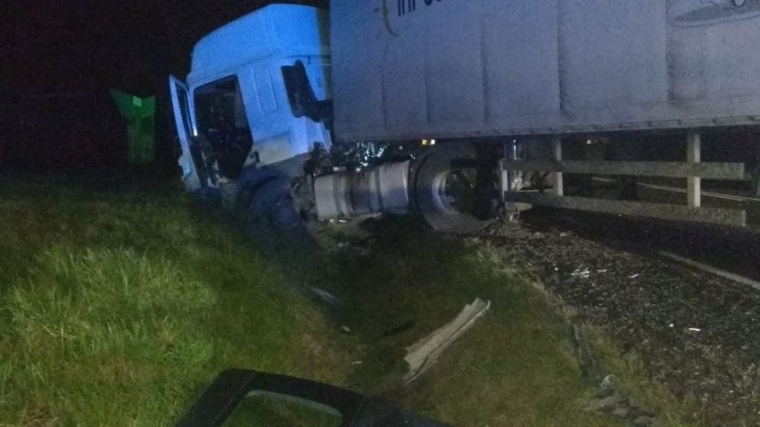 Śmiertelny wypadek w Srocku na DK 12. Nie żyje kierowca...