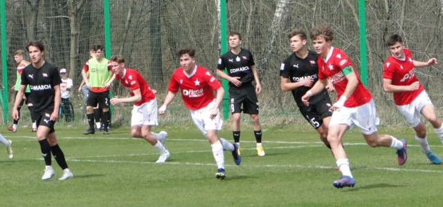 W ostatnich derbach CLJ U-18 Wisła Kraków pokonała Cracovię 3:0