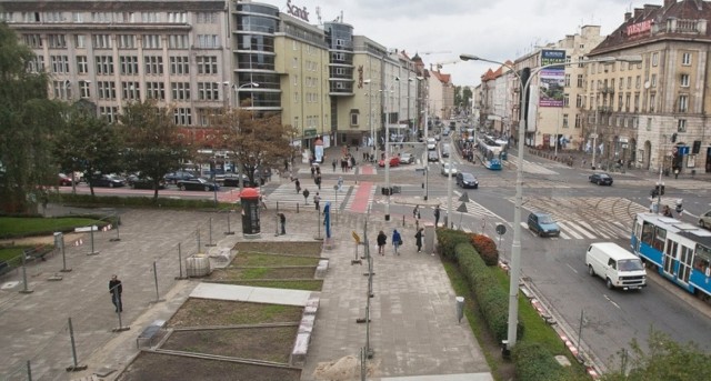 W tym miejscu stanie rzeźba Arlekina