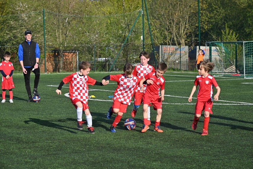 Oborniki. Młodzi piłkarze uczestniczyli w turnieju piłki nożnej w Poznaniu