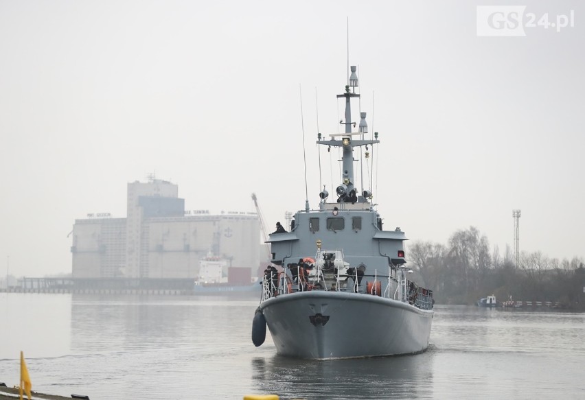 Wojskowe okręty NATO zacumowały na Wałach Chrobrego [ZDJĘCIA]