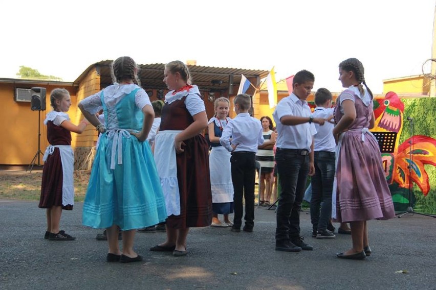 Zabawa i tradycja podczas Święta Plonów w Czerminie       