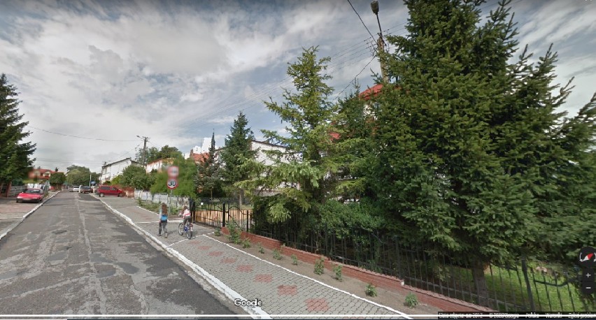 Kamery Google Street View przyłapały mieszkańców gminy Lubanie [zdjęcia]