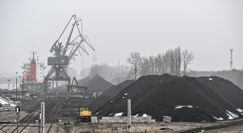 Tak wygląda dystrybucja węgla w Gdańsku. Kilkadziesiąt...