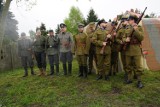 Piknik militarny przy polskim schronie bojowym z 1939 roku zorganizowała fundacja "Walkiria" ZDJĘCIA