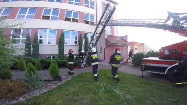 Ćwiczenia jednostek ratowniczych w ZSP w Kłodawie