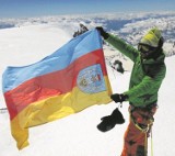 Flaga Szprotawy trafiła na Elbrus i Kazbek