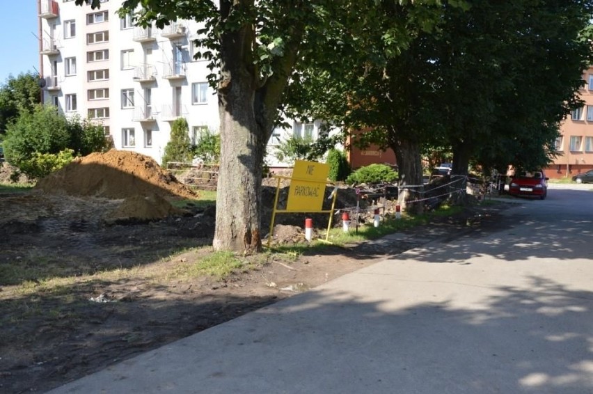 Trwa modernizacja sieci cieplnej przy ulicy Langiewicza w Staszowie (ZDJĘCIA)