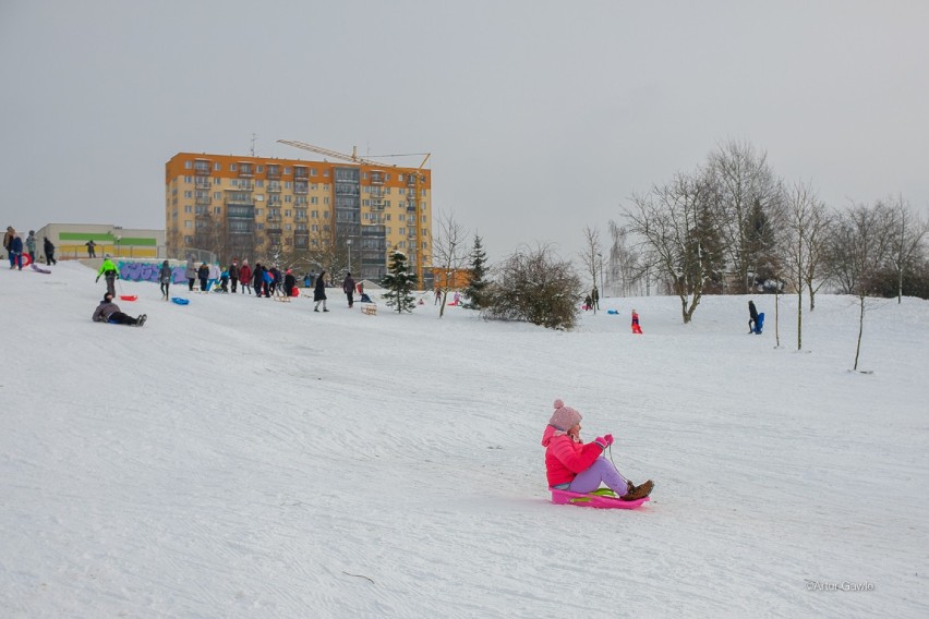 Długo wyczekiwana, śnieżna zima, przyciągnęła na tarnowskie...