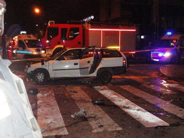 Wypadek w Nowym Sącz Batorego: zderzyły się dwa samochody, nie żyje 22-latek [ZDJĘCIA]