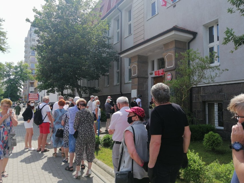 Wysoka frekwencja na godz. 17 w powiecie kołobrzeskim! Zaraz za Ustroniem Morskim - Kołobrzeg