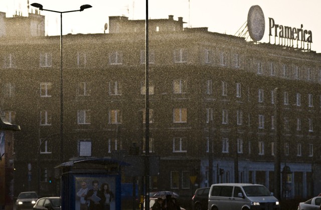 Raz słońce, raz deszcz i wiatr - tak wygląda pogoda w Krakowie