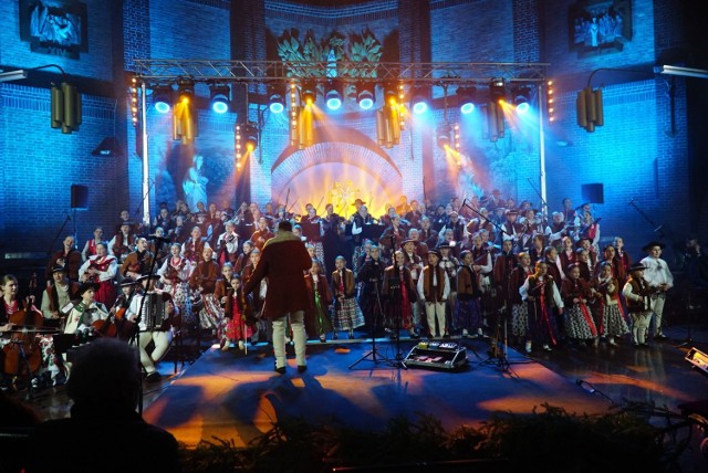 Caritas Archidiecezji Poznańskiej zorganizował koncert kolęd, który podsumowuje cały rok ich działalności. Gwiazdami wieczoru był zespół Mała Armia Janosika - grupa artystyczna inspirująca się kulturą góralską.

Zobacz zdjęcia -->