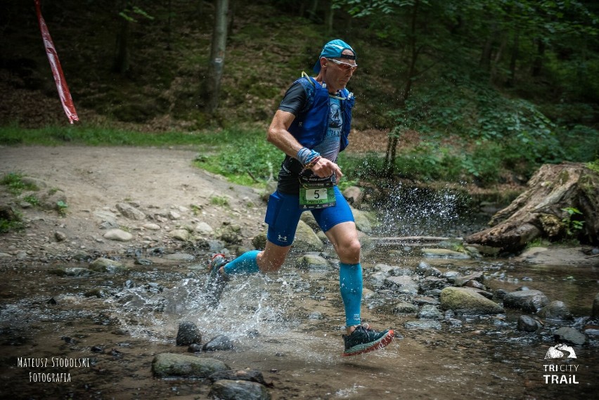 TriCity Trail Wejherowo 2022. Prawie 600 osób pobiegło w tegorocznej edycji. Zawodnicy z Redy, Bojana i Wejherowa stanęli na podium! ZDJĘCIA