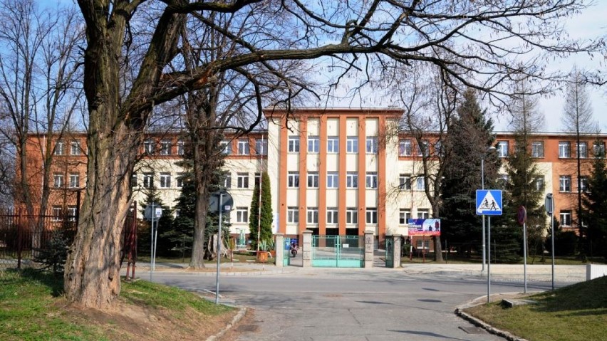 Szkoła Podstawowa nr 17 im. E. Kwiatkowskiego w Zespole...