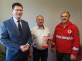 Kolejny zasłużony dawca krwi odznaczony przez prezesa PCK i dyrektora szpitala w Wągrowcu 