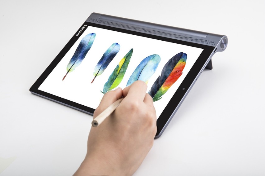 Lenovo YOGA Tab 3 Pro - tablet z projektorem już w sprzedaży
