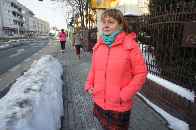 Poznań: Awaryjne oświetlenie ul. Winogrady [ZDJĘCIA]