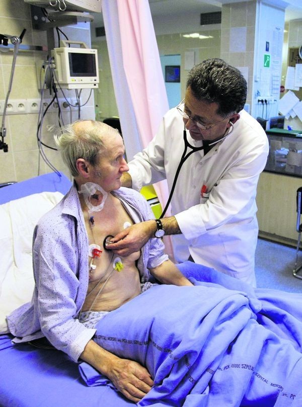 Decyzja NFZ doprowadzi do likwidacji kardiologii w Redłowie