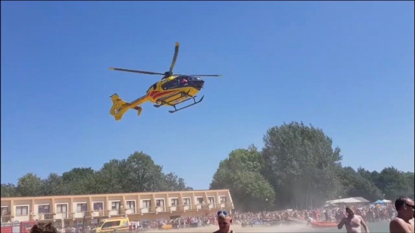 Wypadek w Skorzęcinie. Poszkodowanego do szpitala przetransportowano helikopterem LPR