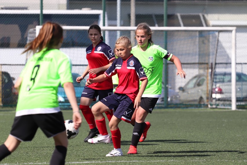 Ogólnopolski turniej piłkarski dziewcząt Szóstka Cup [zdjęcia]