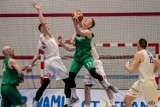 Koszykarze Górnika Trans.eu Wałbrzych w pierwszym meczu play-off II ligi pokonali Muszkieterów Nowa Sól