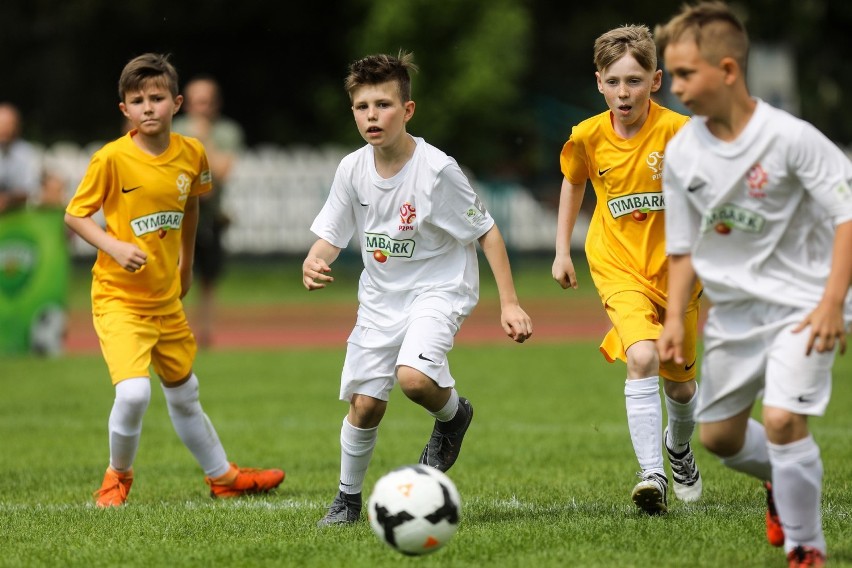 Z podwórka na stadion o Puchar Tymbarku