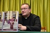 Patriotyczne spotkanie: O arcybiskupie Antonim Baraniaku w chodzieskiej bibliotece