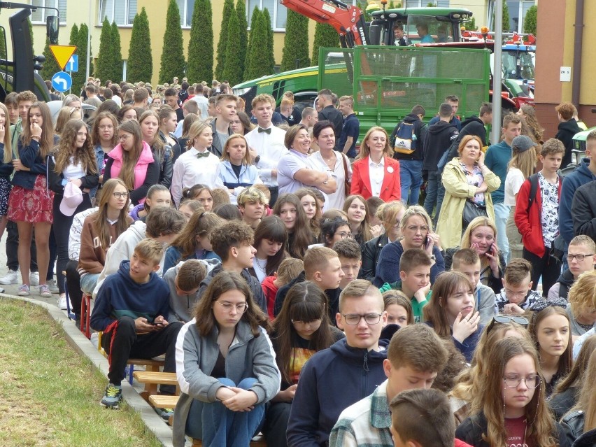 Dzień Otwarty w "Szkole na Górce" w Opatowie. Uczniowie przygotowali mnóstwo atrakcji. Zobacz zdjęcia