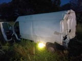 Nocny wypadek na autostradzie A2 w powiecie poddębickim. Poszkodowana jedna osoba. ZDJĘCIA