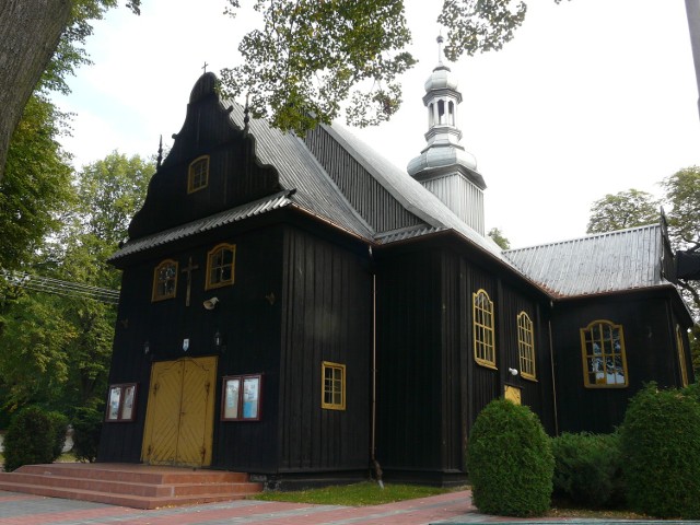 Zabytkowy kościół św. Wawrzyńca w Rossoszycy istnieje od 1783 r.