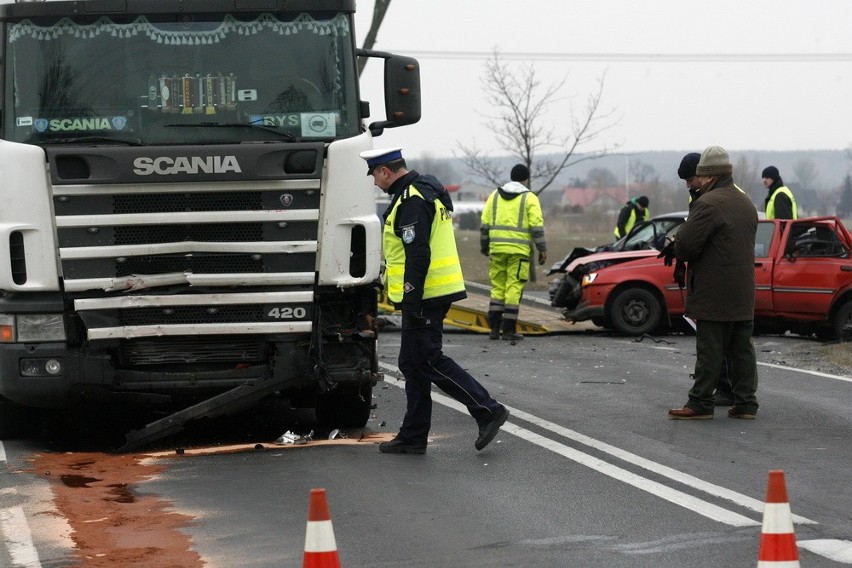 Wypadek w Kawicach, jedna osoba zginęła