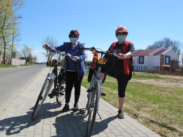 Panie Genowefa i Alicja z Gorzowa cieszą się, że wkrótce będą kolejne ścieżki rowerowe z Kłodawy