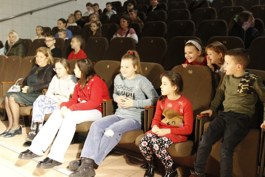 Towarzystwo Przyjaciół Dzieci Oddział Miejski w Złotowie zorganizował Gwiazdora dla dzieci 