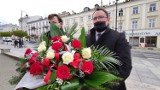 3 maja 2021 w Piotrkowie: złożyli kwiaty na 230. rocznicę uchwalenia Konstytucji 3 Maja ZDJĘCIA