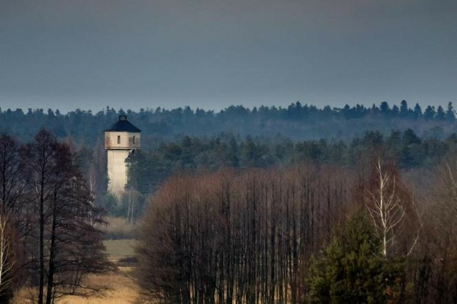 Ta wieża jest jednym ze skarbów ziemi lubaczowskiej