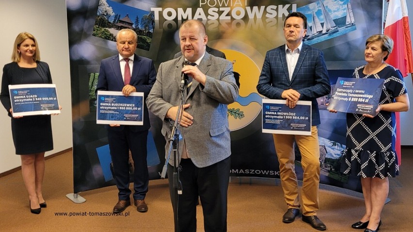 Polski Ład - 3. edycja. Prawie 7 milionów złotych dla trzech samorządów z powiatu tomaszowskiego