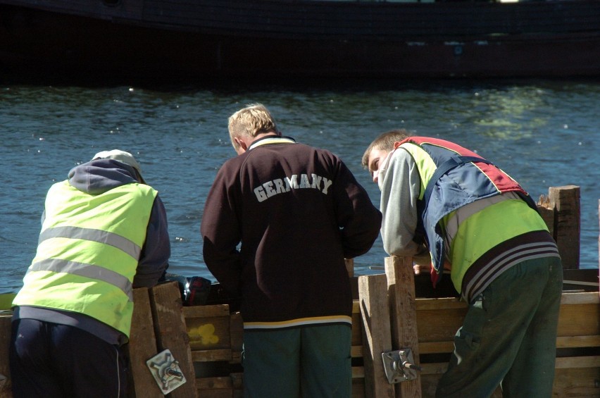 Remont usteckiego portu: Fotorelacja z prac remontowych II części usteckiego portu