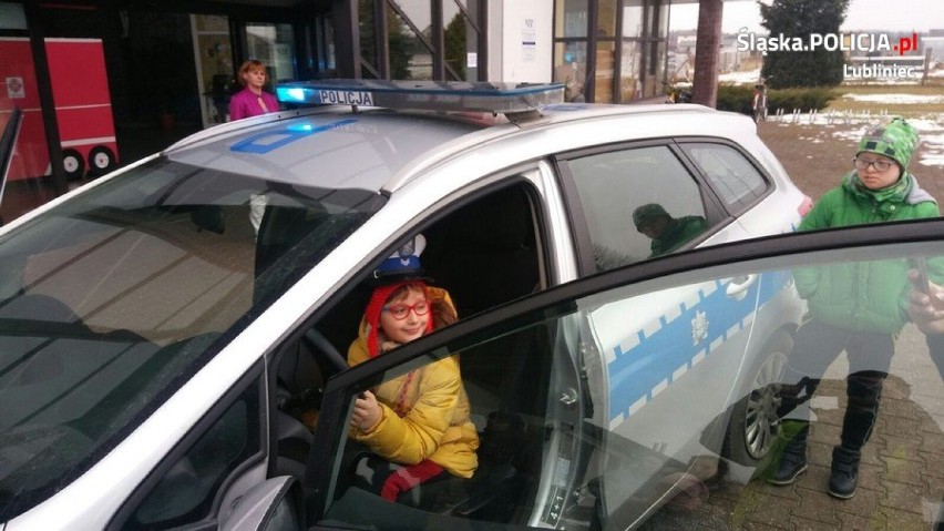 Policjanci odwiedzili podopiecznych ośrodka w Rusinowicach