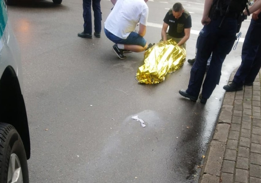 Wypadek we Władysławowie: kobiecie, która przewróciła się na...