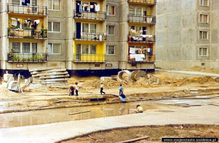Bloki z wielkiej płyty w Świdnicy na starych zdjęciach. Kiedyś każdy chciał mieszkać na osiedlu! 