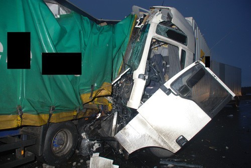 Zderzenie ciężarówek na obwodnicy Oleśnicy